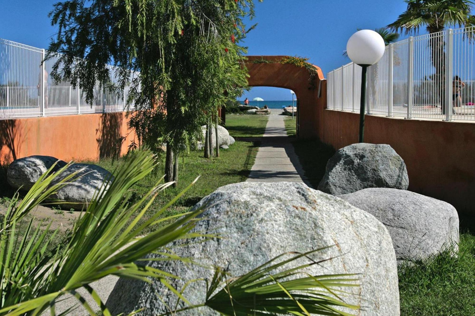 Lovely Apartment In Borgo With Shared Pool Bagian luar foto