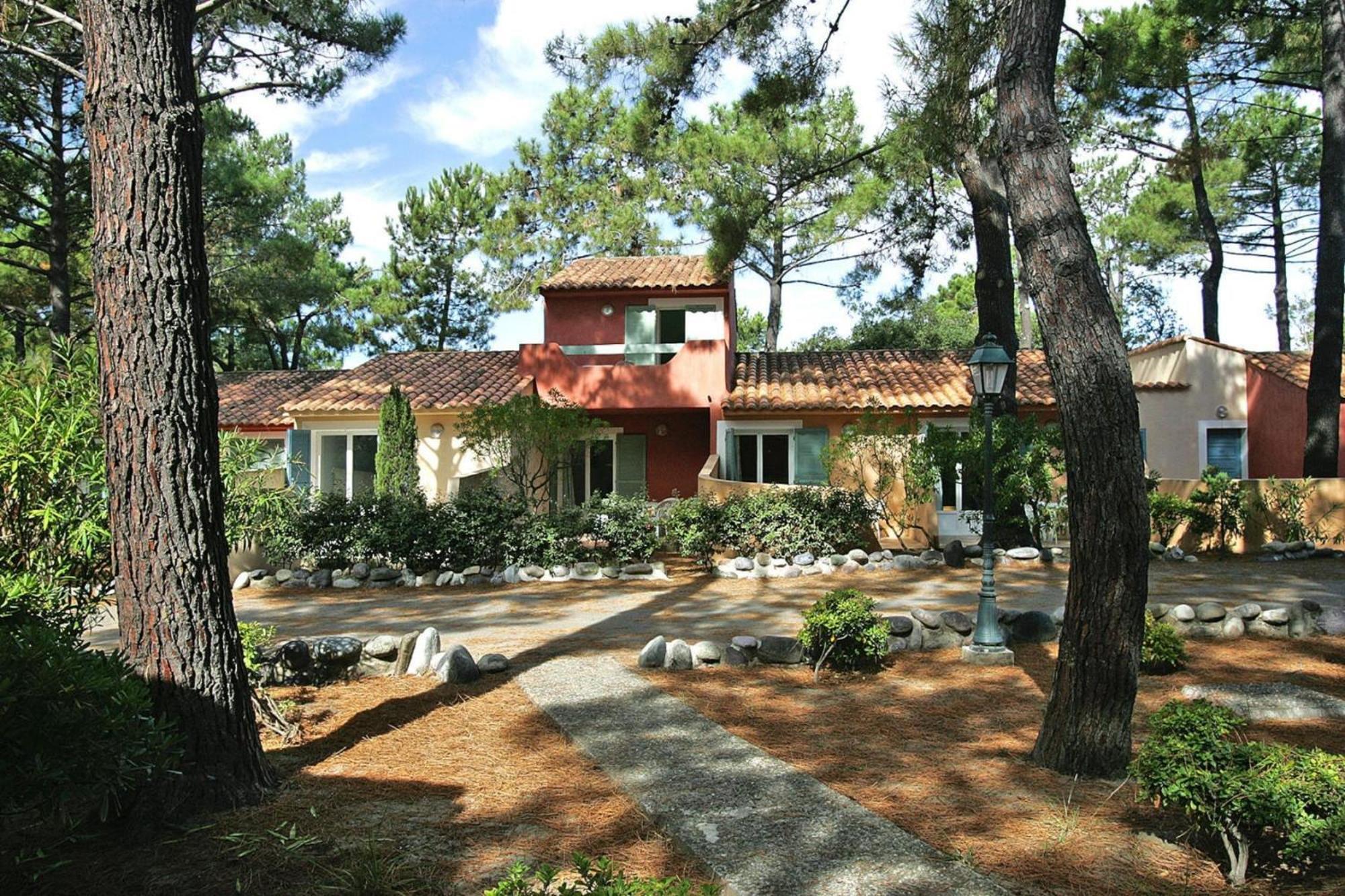 Lovely Apartment In Borgo With Shared Pool Bagian luar foto